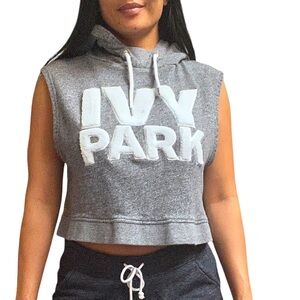 Women’s Ivy Park Sleeveless Hoodie, Gray, size Small